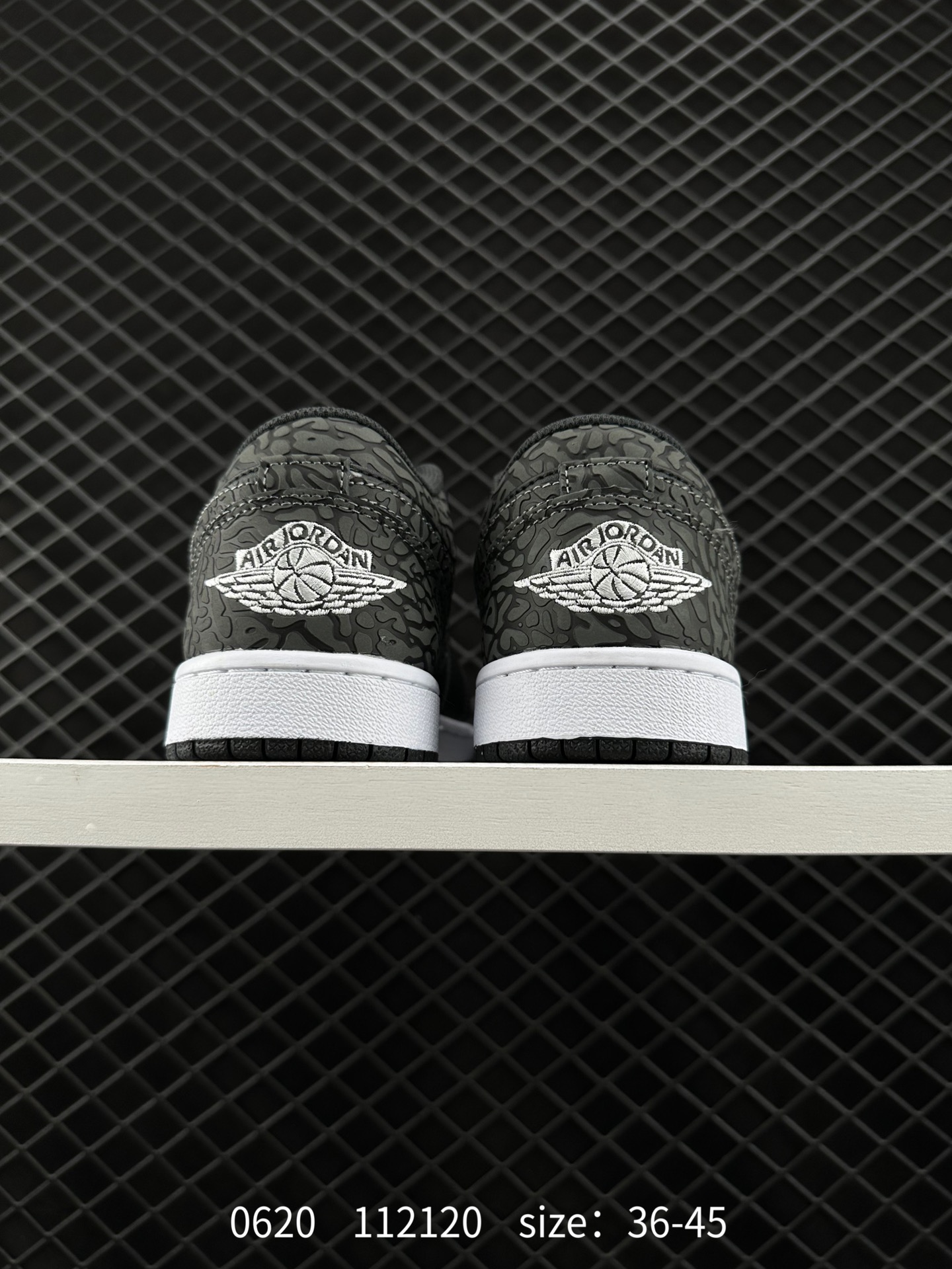 Air Jordan 1 Low AJ1